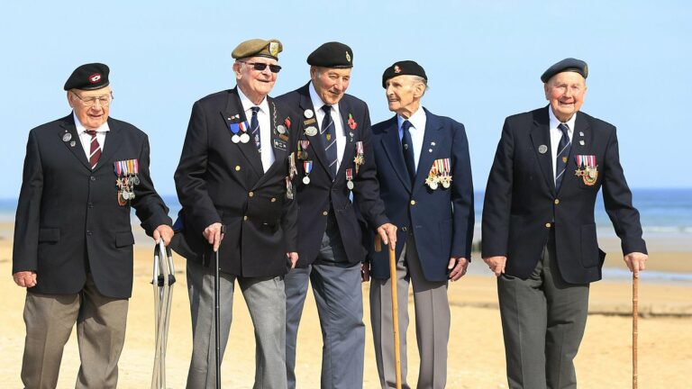 ROBERT-HARDMAN-The-Mail-salutes-the-80th-D-Day-anniversary-concert.jpg