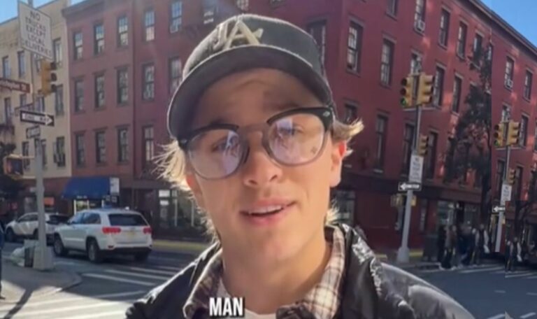 Reese-Witherspoons-son-dubbed-a-‘nepo-baby-after-showing-off-swanky-NYC-home.jpg