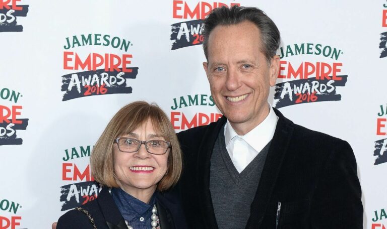Richard-E-Grant-leaves-fans-emotional-as-he-remembers-late-wife-on-anniversary.jpg