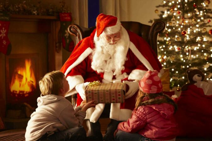 Shoppers-rush-to-buy-190-Pre-Lit-Christmas-Tree-now-scanning-at-110-in-Very-Black-Friday-deal-The-Sun.jpg