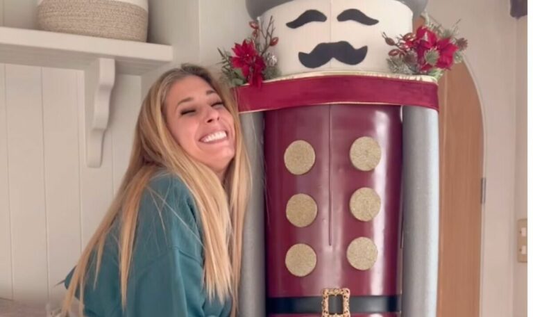 Stacey-Solomon-defended-by-fans-over-Pickle-Cottage-Christmas-decorations.jpg