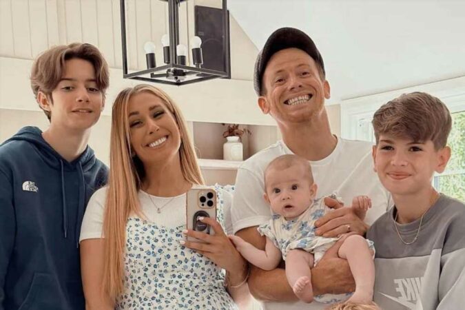 Stacey-Solomon-x27breaks-down-in-tearsx27-as-she-shares-emotional-tribute-to-husband-Joe-Swash-The-Sun.jpg
