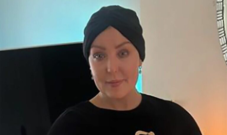 Strictlys-Amy-Dowden-dealt-another-health-blow-days-after-finishing-treatment.jpg