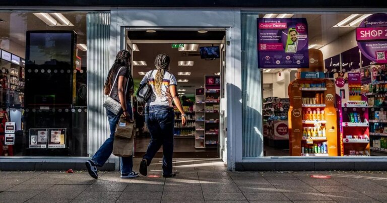 Superdrug-launches-Black-Friday-sale-with-huge-savings-on-your-favourite-beauty-products.jpg