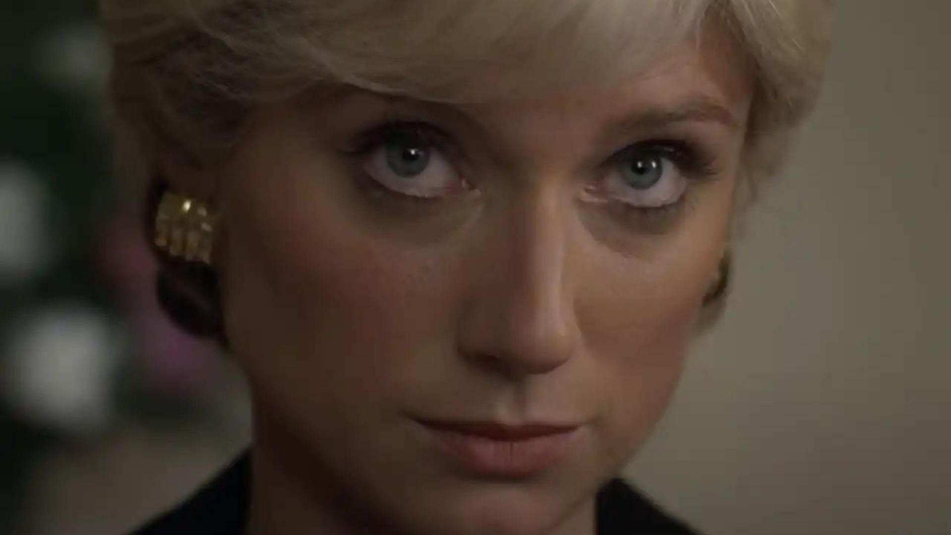 The-Crown-season-6-LIVE-—-Netflix-fans-share-mixed-reviews-as-Elizabeth-Debicki-returns-as-Diana-in-explosive-drama-The-Sun.jpg
