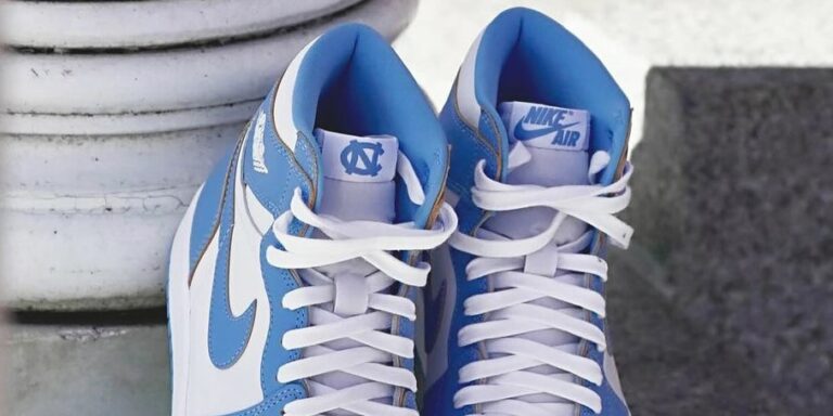 The-UNC-Women039s-Basketball-Team-Receives-A-Crisp-Air-Jordan-1-PE.jpg