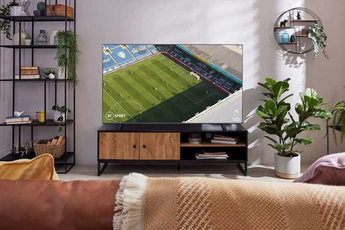 The-best-4K-TV-Boxing-Day-2023-deals-Top-discounts-to-shop-now-The-Sun.jpg
