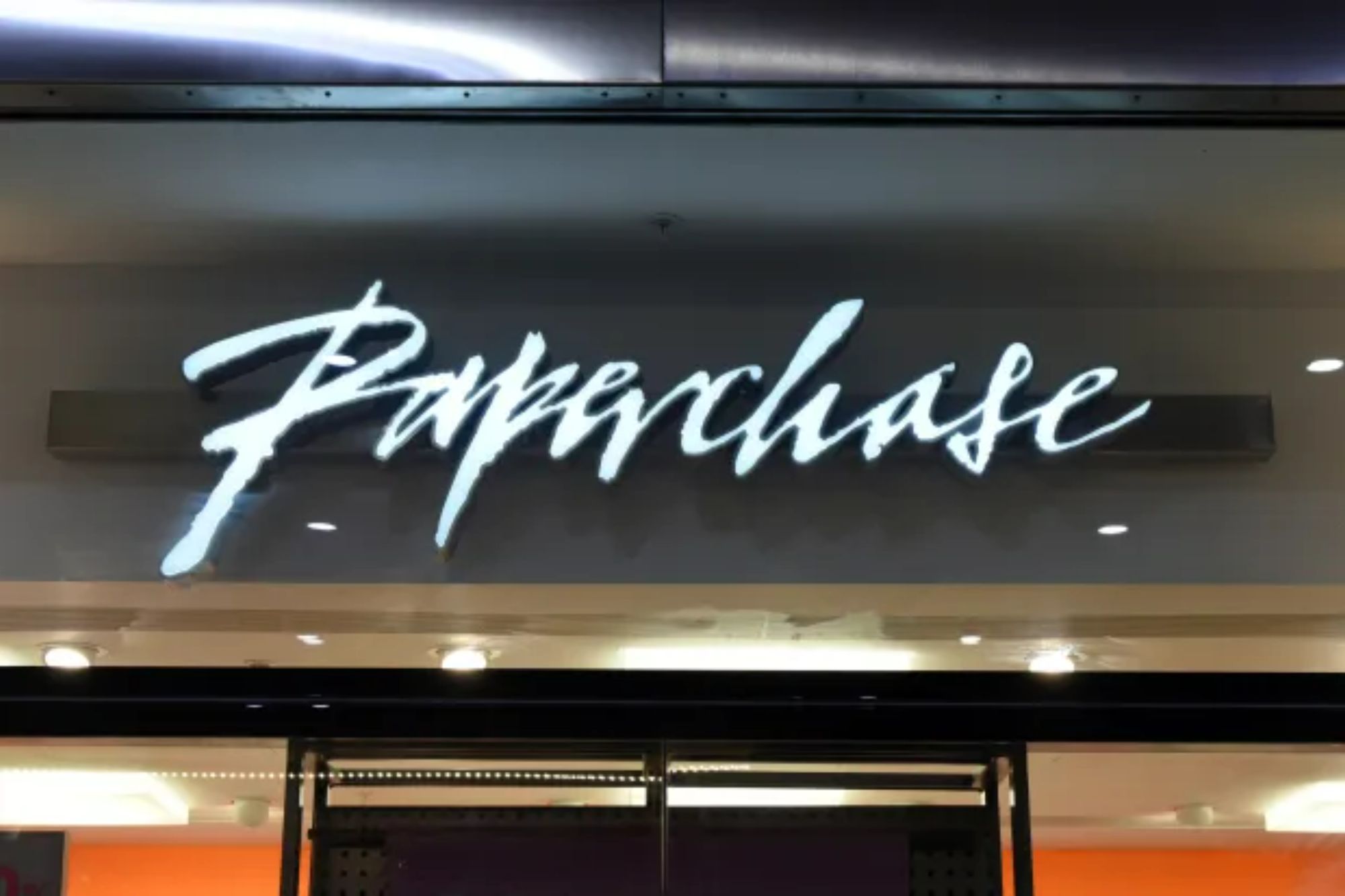 x27Why-did-no-one-tell-mex27-cry-shoppers-realising-you-can-still-buy-Paperchase-products-despite-all-134-branches-closing-The-Sun.jpg