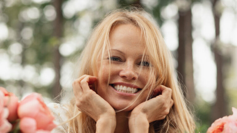 ‘You-face-it-and-erase-it-The-reinvention-of-Pamela-Anderson.jpg