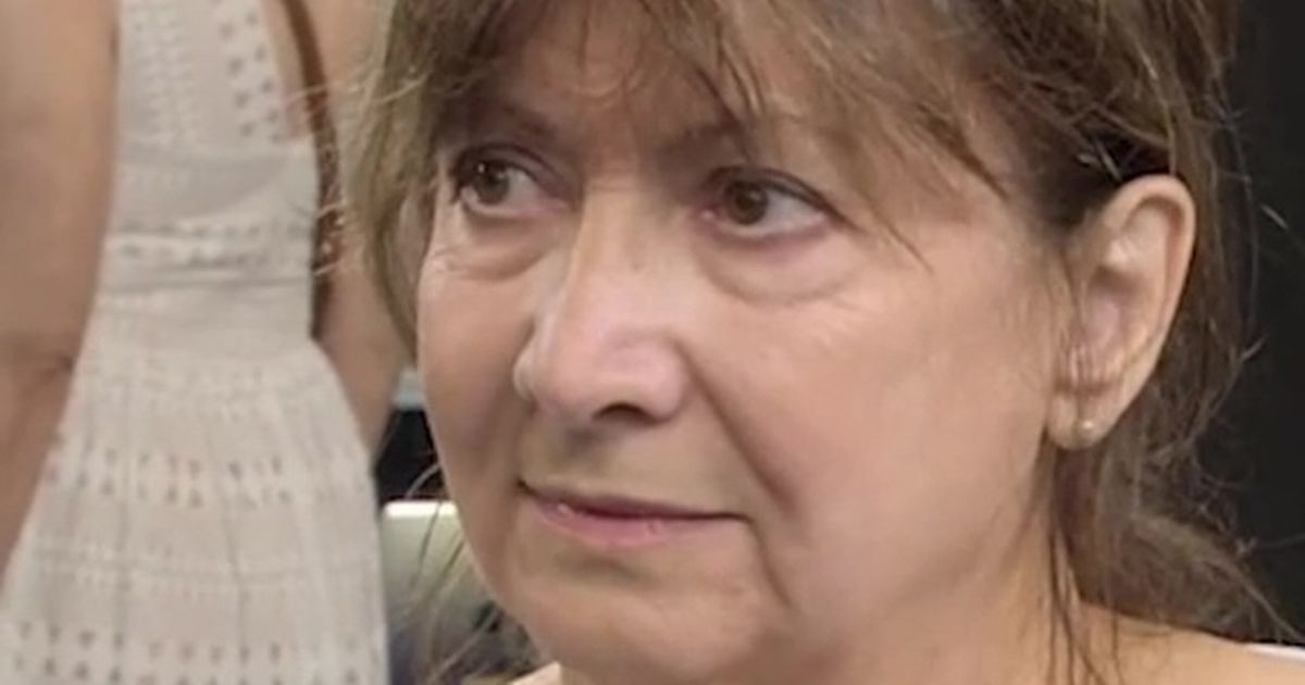 Antiques-Roadshow-guests-wide-eyed-reaction-to-true-value-of-chocolate-frog.jpg