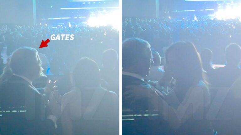 Bill-Gates-Dancing-to-Justin-Timberlake-Performance-at-Vegas-Resort-Opening.jpg
