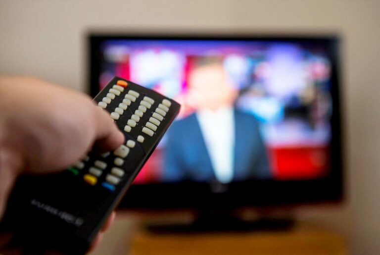 Britsx27-most-beloved-Christmas-TV-and-film-exposed-but-where-did-your-favourites-rank-The-Sun.jpg