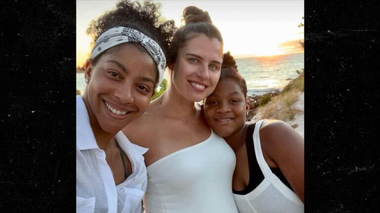 Candace-Parker-Reveals-Her-Wife-Is-Pregnant-039It039s-Surreal039.jpg