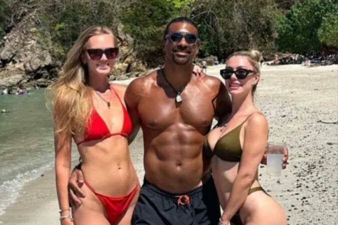 David-Hayex27s-sexy-x27throuplex27-pal-slams-his-ex-Una-Healy-after-singer-criticised-boxer-and-girlfriend-Sian-Osborne-The-Sun.jpg