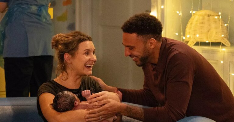 Emmerdale-Dawn-and-Billy-split-fears-after-baby-joy-as-star-teases-big-changes.jpg