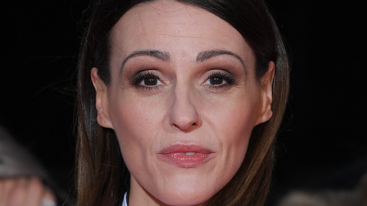Expert-reveals-how-the-BBC-casts-similar-looking-women-in-lead-roles.jpg