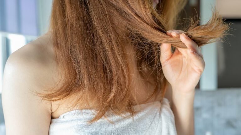 Experts-reveal-tips-for-protecting-your-HAIR-against-winter-weather.jpg