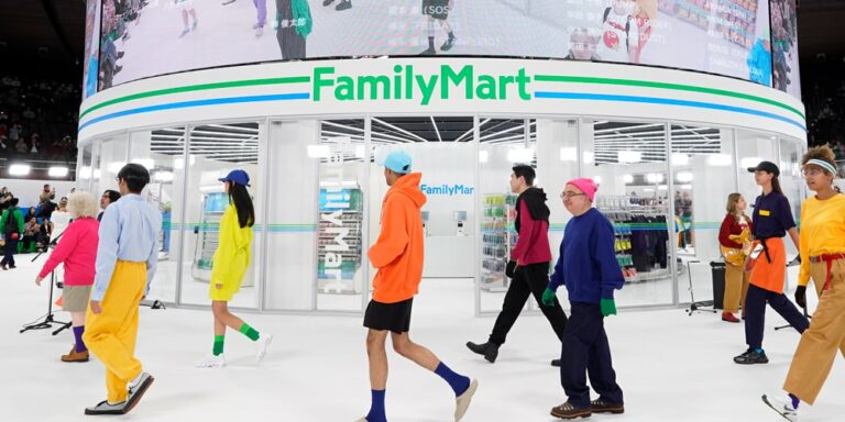 FamilyMart-Showcases-Latest-ConvenienceWear-Collection-at-Its-Debut-Runway-Show.jpg