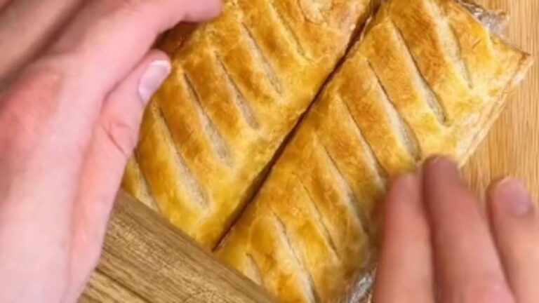 Food-bloggeraposs-cheese-toastie-recipe-sends-Greggs-fans-into-meltdown.jpg