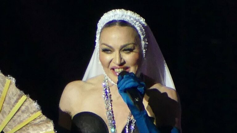 Glastonbury-crisis-as-talks-with-Madonna-collapse-over-live-show-fee.jpg