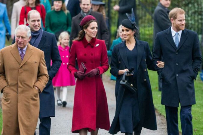 How-Meghan-amp-Harryx27s-Christmas-will-be-worldx27s-apart-from-Kate-amp-Willsx27-amp-the-family-member-they-WONx27T-be-FaceTiming-The-Sun.jpg