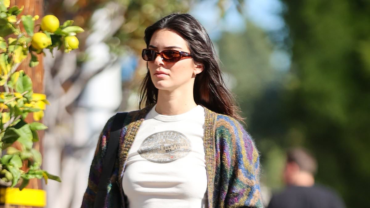 How-to-dress-like-a-grown-up-What-the-fashionista-in-your-life-wants.jpg
