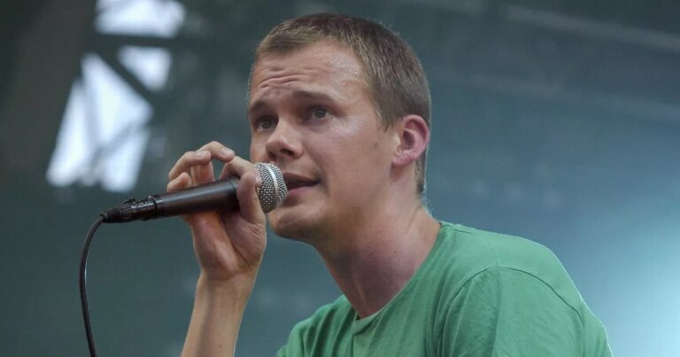Huge-00s-music-icon-is-unrecognisable-15-years-since-chart-topping-hit.jpg