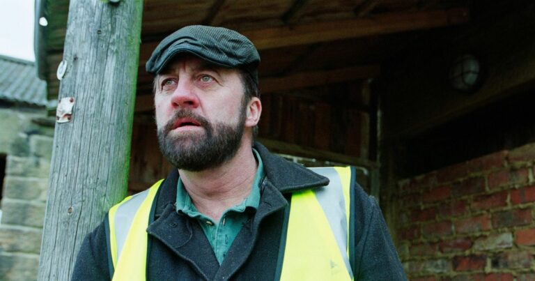 ITV-Emmerdales-Steve-Halliwells-moving-final-post-–-as-Zak-Dingle-star-dies-aged-77.jpg