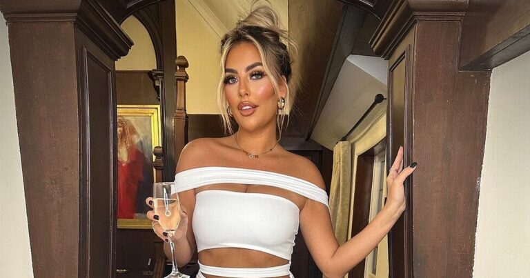 ITV-Love-Islands-Jess-Harding-shares-devastating-family-loss.jpg