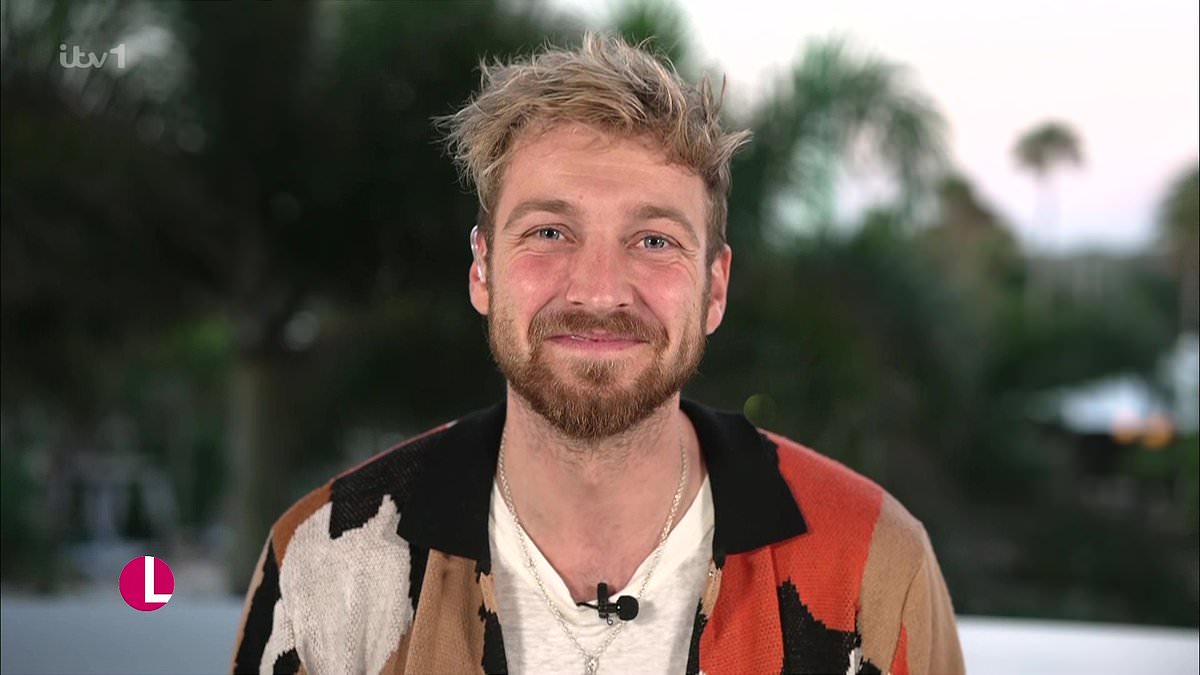Iaposm-A-Celeb-winner-Sam-Thompson-chokes-back-tears.jpg