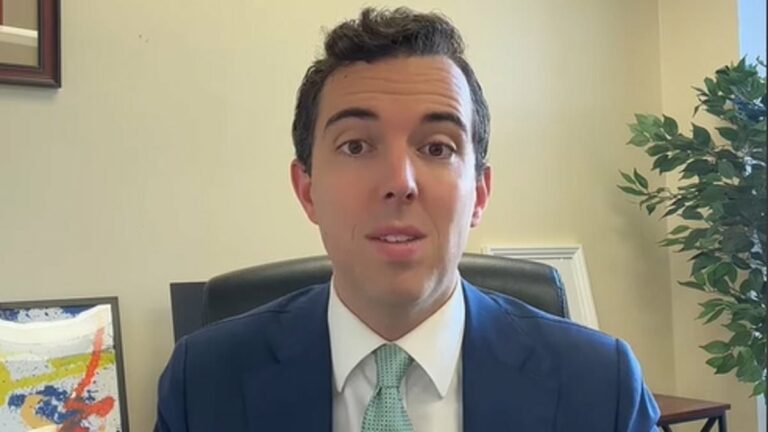 Injury-lawyer-reveals-three-kids-he-would-NEVER-buy.jpg