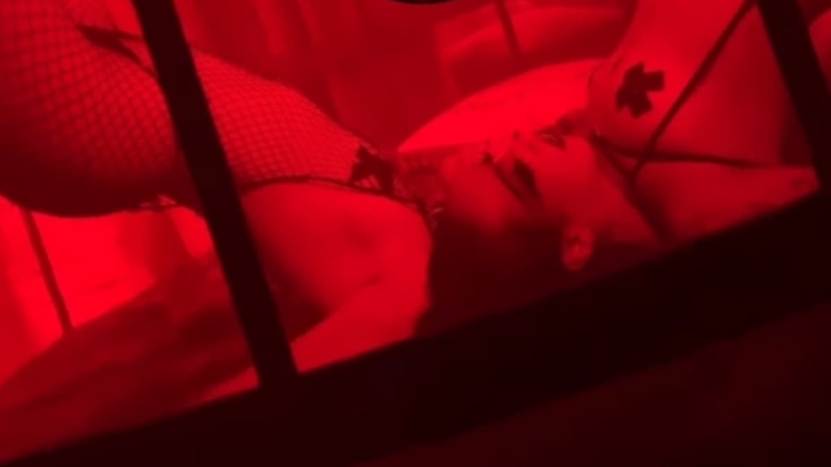 Inside-racy-new-Mayfair-VIP-Club-night-Dear-Darling.jpg
