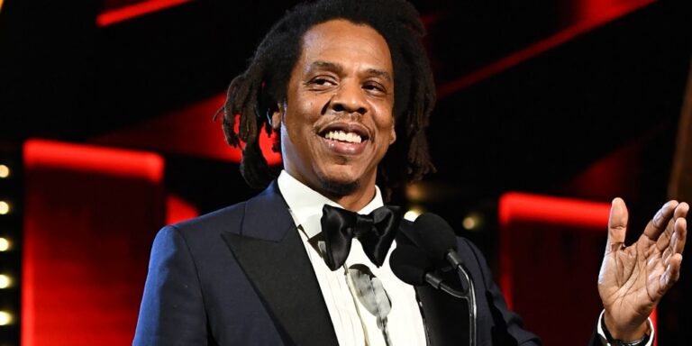 JAY-Z-Earns-19-New-RIAA-Certifications.jpg