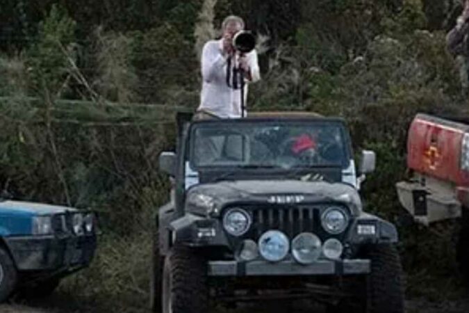 Jeremy-Clarkson-giving-fans-chance-to-win-Jeep-Wrangler-he-drove-on-The-Grand-Tour-which-plunged-into-a-ditch-The-Sun.jpg