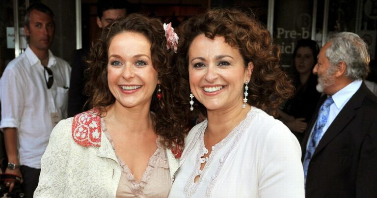 Loose-Womens-Nadia-Sawalhas-feud-with-sister-Julia-jealousy-to-not-speaking.jpg