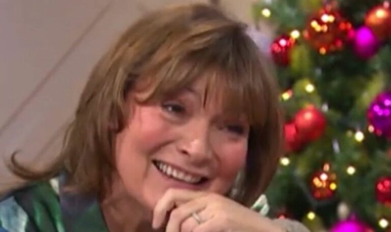 Lorraine-Kelly-slams-fictional-The-Crown-series-six-scenes.jpg