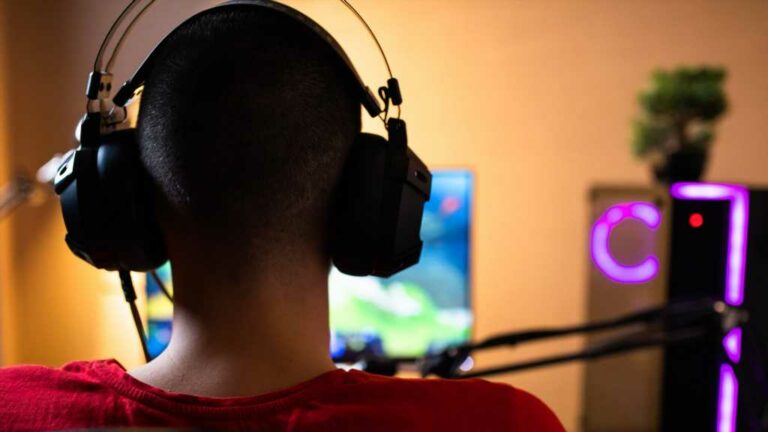 Michigan-Teen-Admits-to-Encouraging-Fellow-Gamer-in-Texas-15-to-Die-by-Suicide.jpg