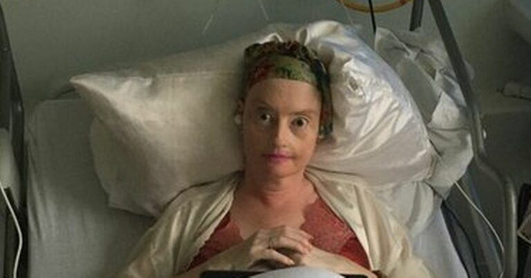 Naked-Attraction-star-leaves-hospital-for-Christmas-after-near-death-incident.jpg