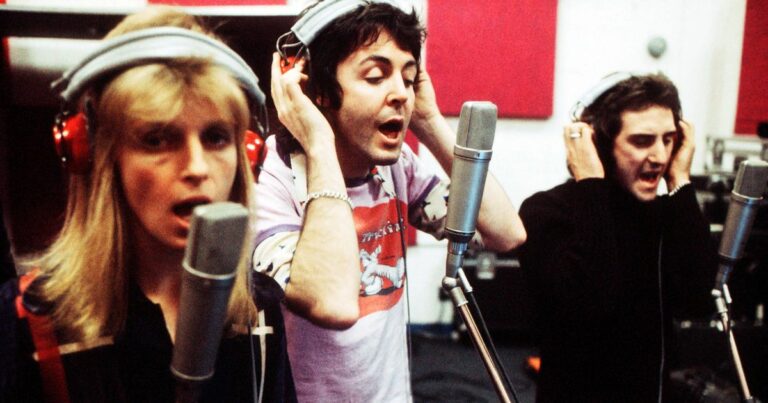 Paul-McCartneys-bandmate-who-helped-write-iconic-song-dies-as-tributes-pour-in.jpg