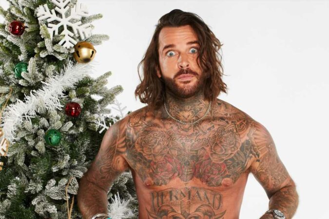 Pete-Wicks-reveals-cancer-scare-made-him-sign-up-for-The-Real-Full-Monty-Christmas-special-The-Sun.jpg