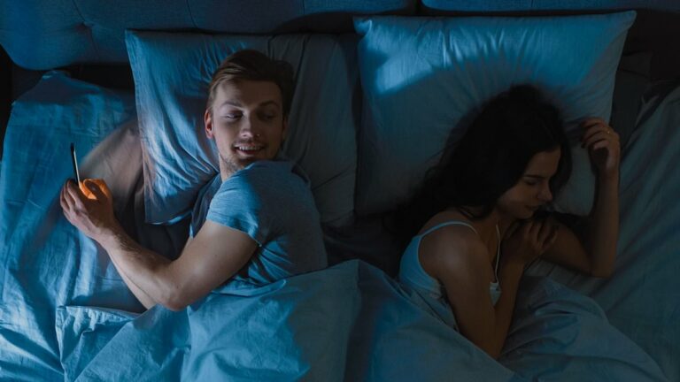 Private-investigator-reveals-the-four-signs-your-partner-is-cheating.jpg