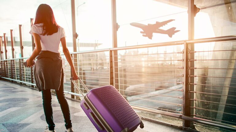 Ryanair-warns-passengers-to-NEVER-bring-these-items-in-your-luggage.jpg