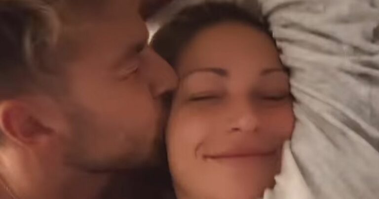Sam-Thompson-and-Zara-McDermott-share-intimate-bed-video-they-reunite-after-IAC.jpg