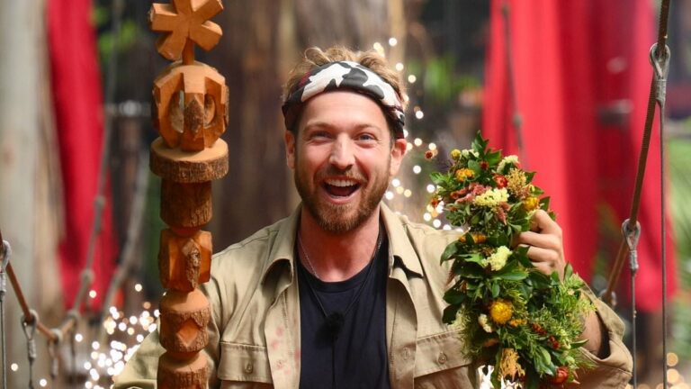 Sam-Thompsonaposs-mother-reveals-the-jungle-king-was-too-cool-for-school.jpg