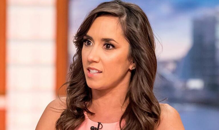 Strictly-star-Janette-Manrara-vents-to-fans-about-struggles-at-home.jpg