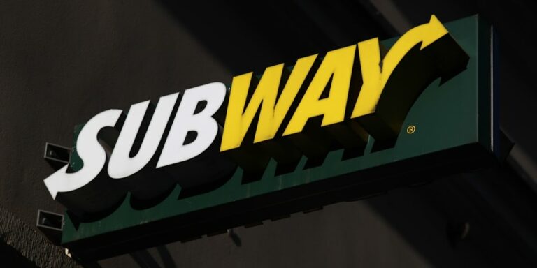 Subway-To-Sell-Footlong-Cookies-in-2024.jpg