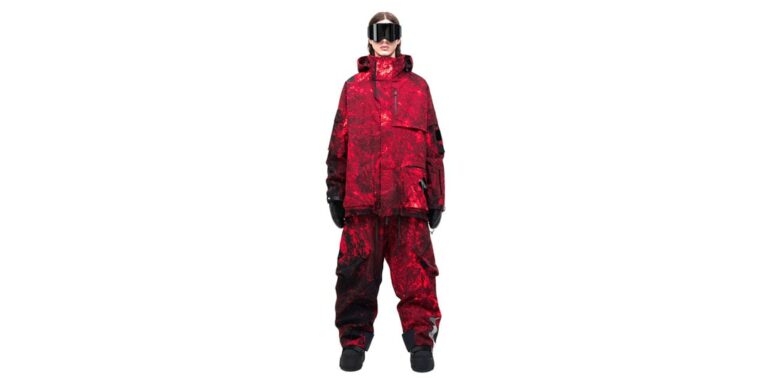 TEMPLA-Edition-10-FW23-Balances-Subtle-and-Loud.jpg