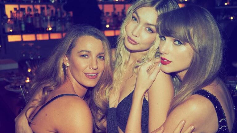 Taylor-Swift-downs-cocktails-and-embraces-BFF-Blake-Lively.jpg