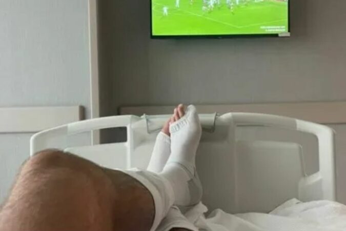 Towie-legend-reveals-hex27s-had-surgery-as-he-shares-hospital-bed-snap-in-Turkey-The-Sun.jpg