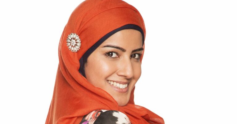 Where-is-Shabnam-Massood-star-Rakhee-Thakrar-now-after-EastEnders-exit.jpg